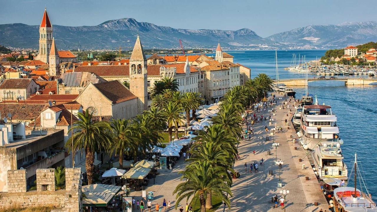 Quality Vila "Comfort" Trogir Bagian luar foto