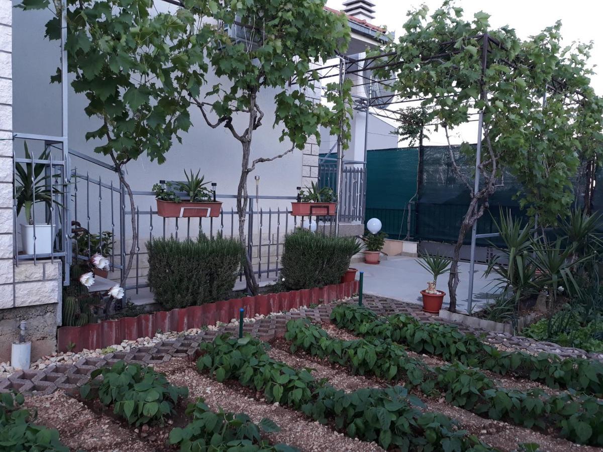 Quality Vila "Comfort" Trogir Bagian luar foto