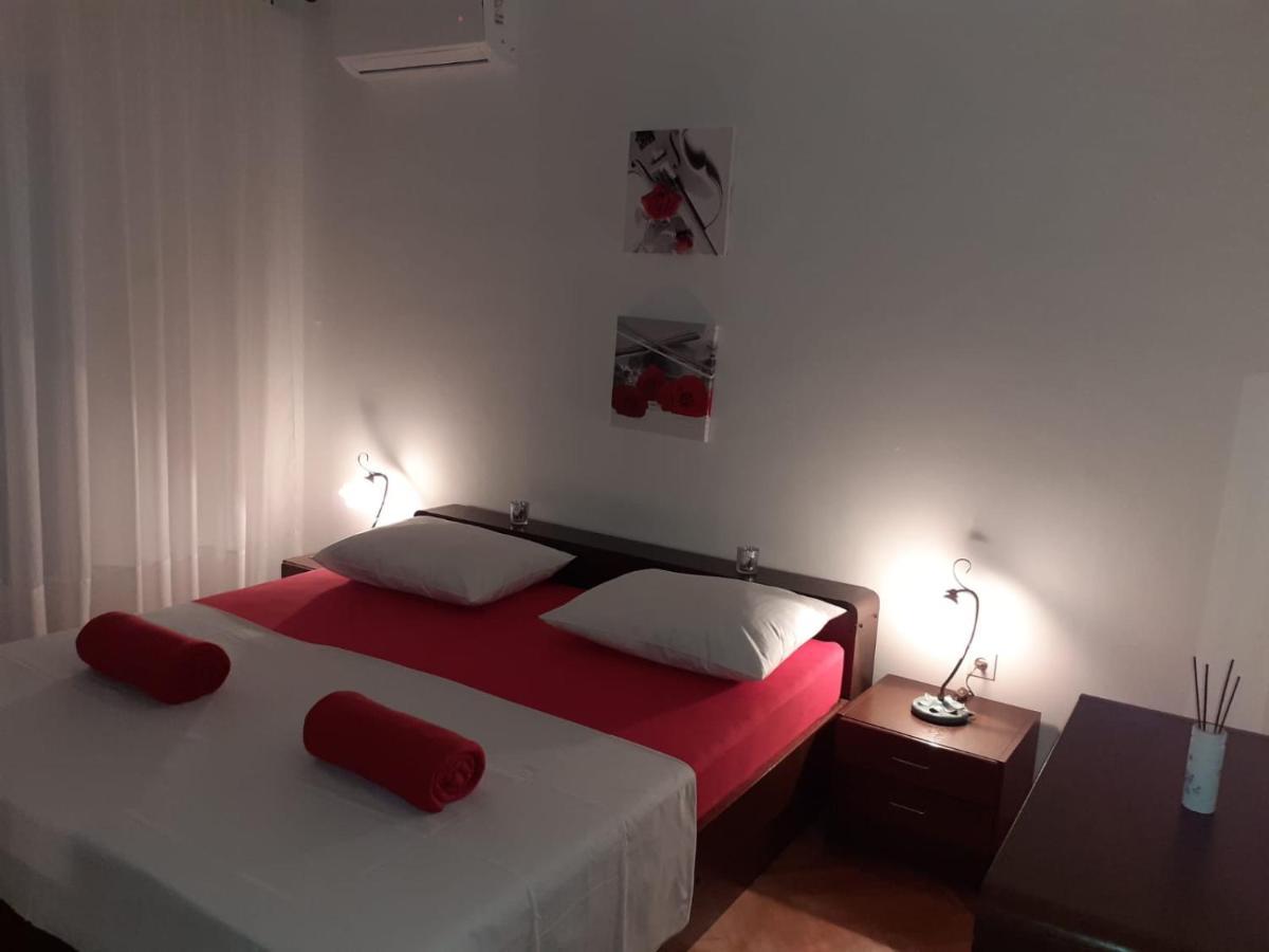 Quality Vila "Comfort" Trogir Bagian luar foto