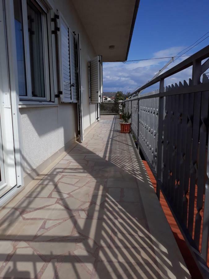 Quality Vila "Comfort" Trogir Bagian luar foto